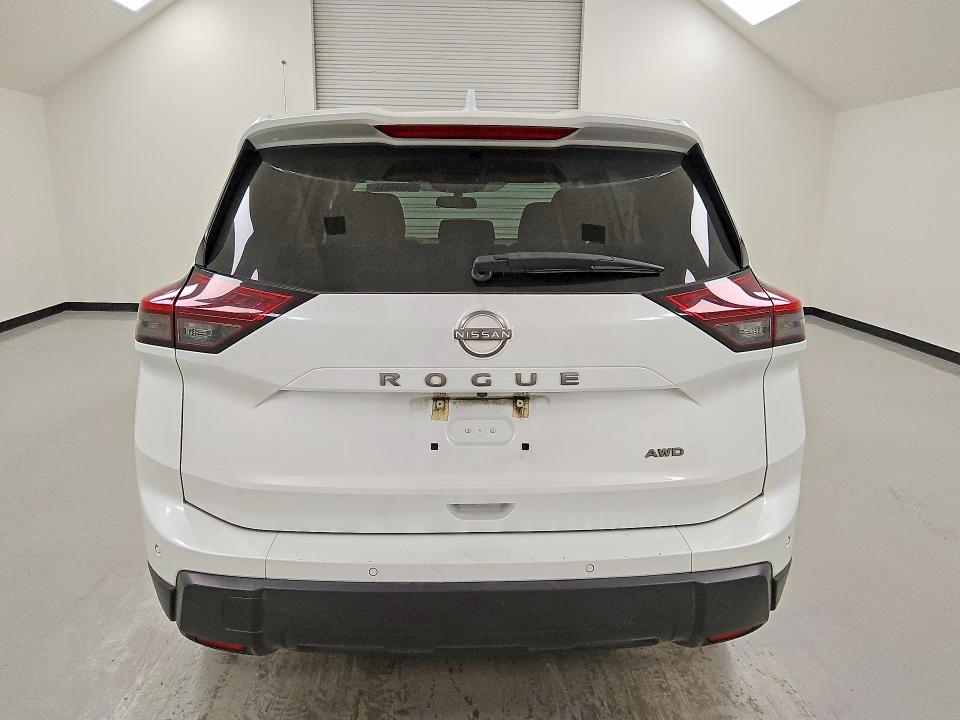 70046516 :رقم المزاد ، 5N1BT3BB9SC783946 vin ، 2025 Nissan Rogue مزاد بيع
