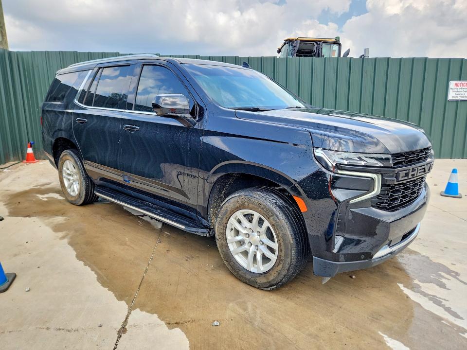 68413616 :رقم المزاد ، 1GNSCMED9PR421487 vin ، 2023 Chevrolet Tahoe مزاد بيع
