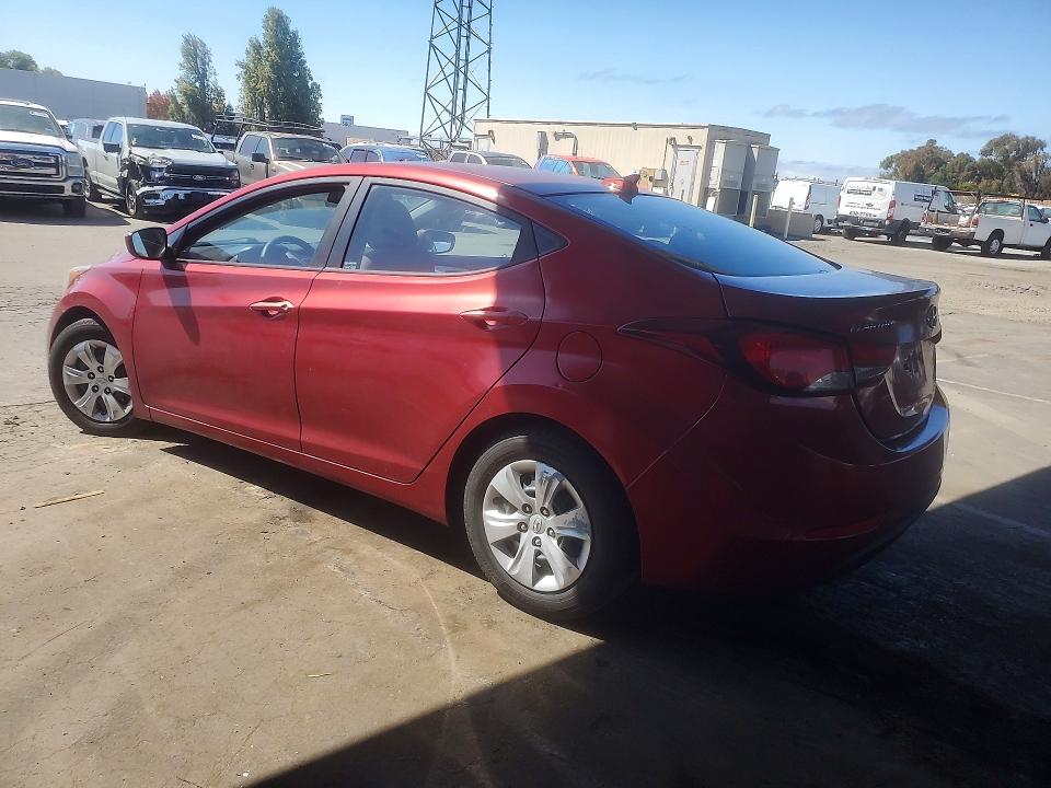 Aukcja sprzedaży 2016 Hyundai Elantra, vin: 5NPDH4AE9GH739599, numer aukcji: 70104686