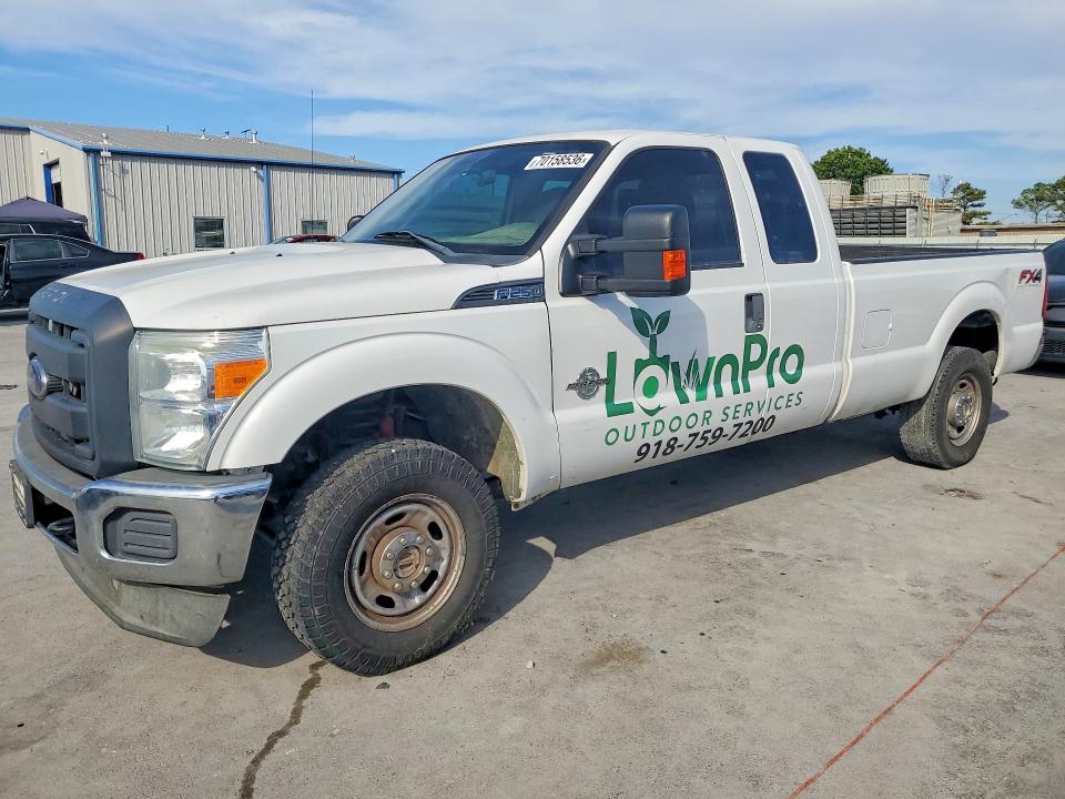 70158536 :رقم المزاد ، 1FT7X2BT2EEB08692 vin ، 2014 Ford F250 مزاد بيع