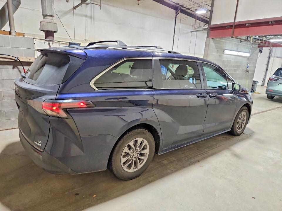 Aukcja sprzedaży 2024 Toyota Sienna, vin: 5TDKSKFC0RS122870, numer aukcji: 68994096