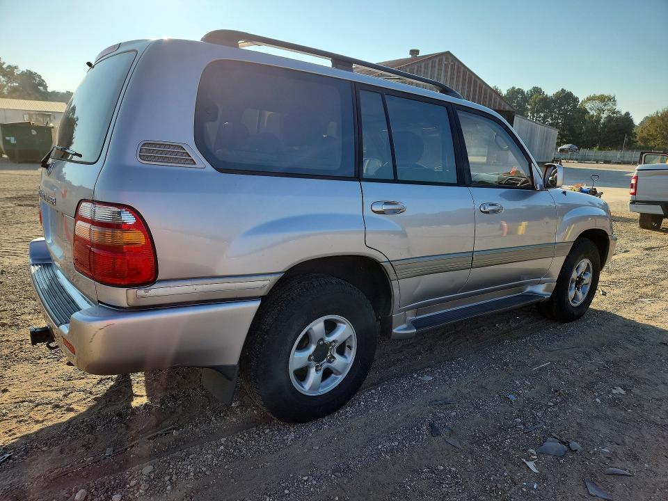2000 Toyota Land Cruiser მანქანა იყიდება აუქციონზე, vin: JT3HT05J7Y0094972, აუქციონის ნომერი: 70317416