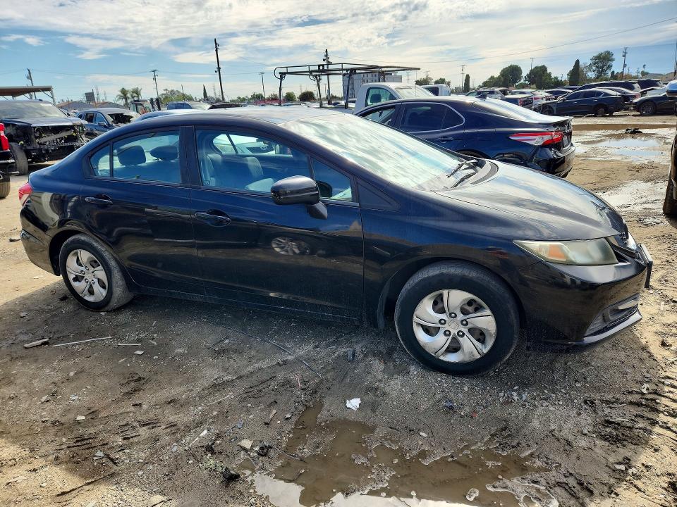 67867876 :رقم المزاد ، 19XFB2F59EE222358 vin ، 2014 Honda Civic مزاد بيع