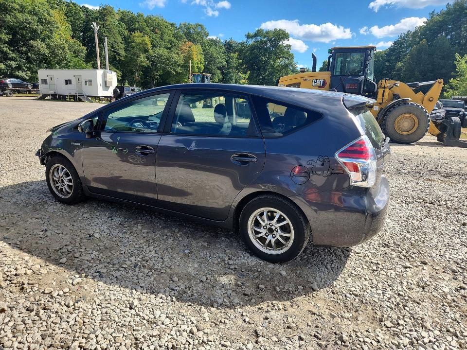 69537446 :رقم المزاد ، JTDZN3EU1GJ053235 vin ، 2016 Toyota Prius V مزاد بيع