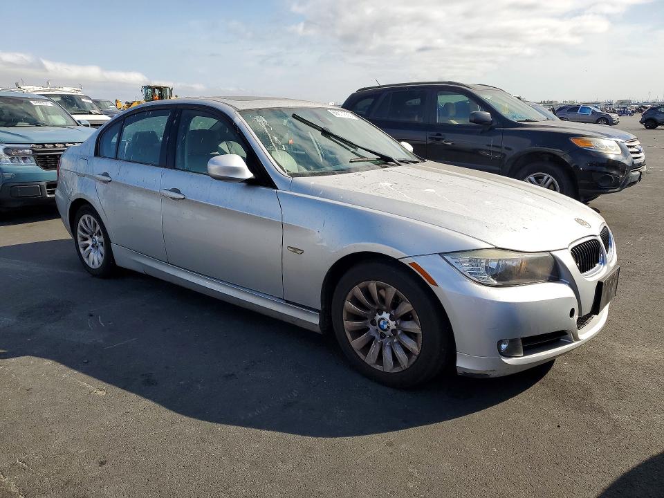 69814366 :رقم المزاد ، WBAPH57539NL79711 vin ، 2009 Bmw 328 مزاد بيع
