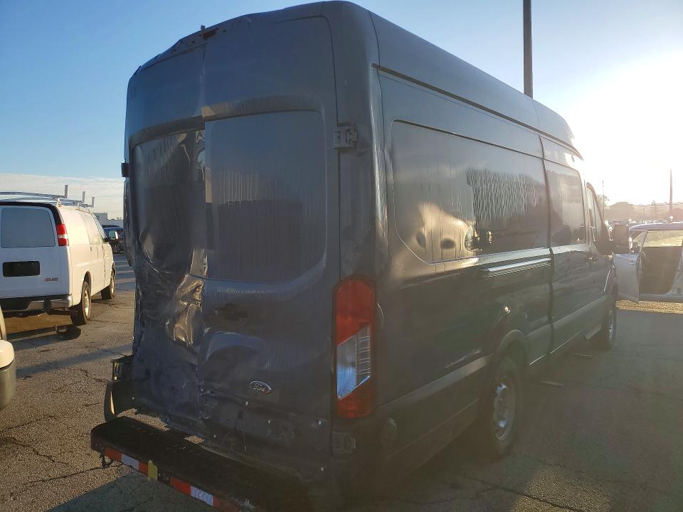 70656746 :رقم المزاد ، 1FTYR3XM5KKB29068 vin ، 2019 Ford Transit مزاد بيع
