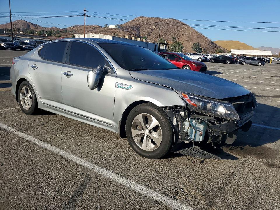 2014 Kia Optima მანქანა იყიდება აუქციონზე, vin: KNAGM4AD7E5072056, აუქციონის ნომერი: 71021806