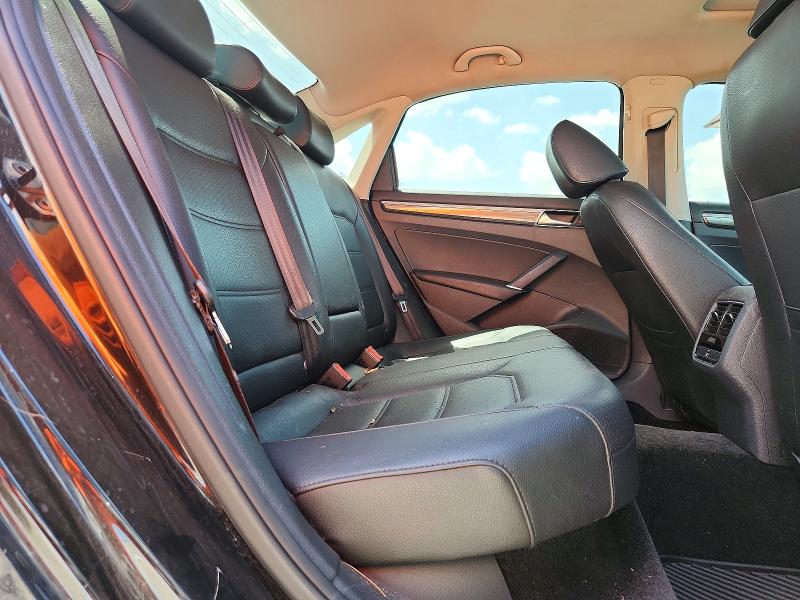 69314726 :رقم المزاد ، 1VWBT7A3XGC066711 vin ، 2016 Volkswagen Passat مزاد بيع