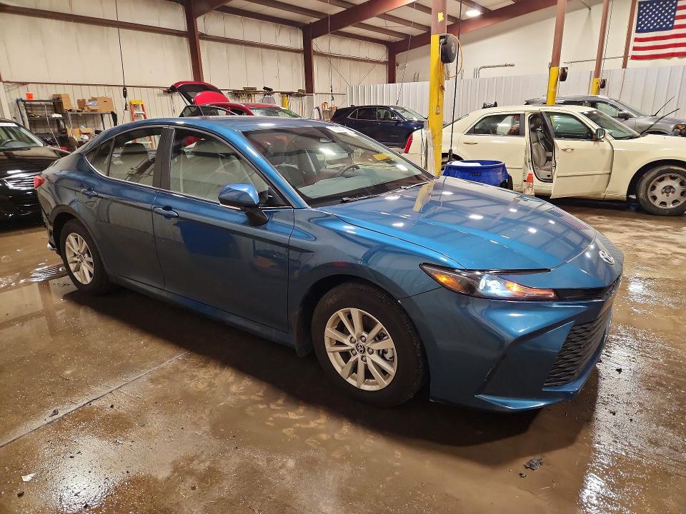 70674166 :رقم المزاد ، 4T1DAACK0TU900407 vin ، 2026 Toyota Camry مزاد بيع