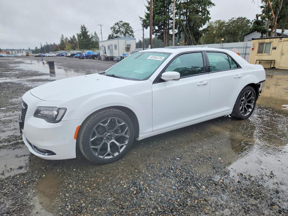 Auction sale of the 2017 Chrysler 300, vin: 2C3CCABG6HH653464, lot number: 68564376