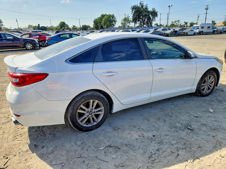 69961306 :رقم المزاد ، 5NPE24AF1FH184242 vin ، 2015 Hyundai Sonata مزاد بيع