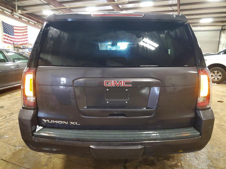 2015 Gmc Yukon Xl მანქანა იყიდება აუქციონზე, vin: 1GKS2HKC9FR118386, აუქციონის ნომერი: 69684176