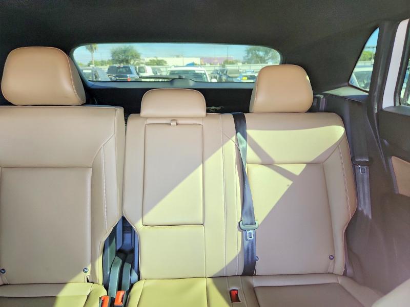 69622676 :رقم المزاد ، 1V21E2CA3LC221972 vin ، 2020 Volkswagen Atlas Cross Sport مزاد بيع