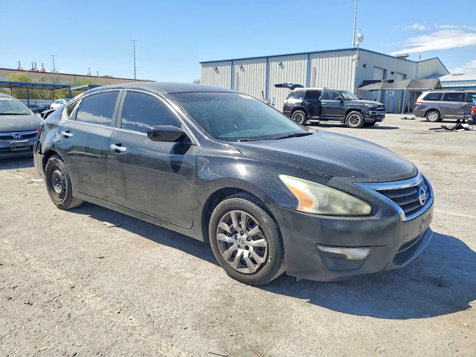 2015 Nissan Altima მანქანა იყიდება აუქციონზე, vin: 1N4AL3AP1FC138247, აუქციონის ნომერი: 68599166