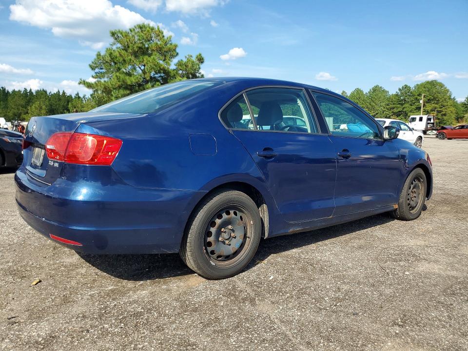 67912796 :رقم المزاد ، 3VWDZ7AJ8BM087862 vin ، 2011 Volkswagen Jetta مزاد بيع
