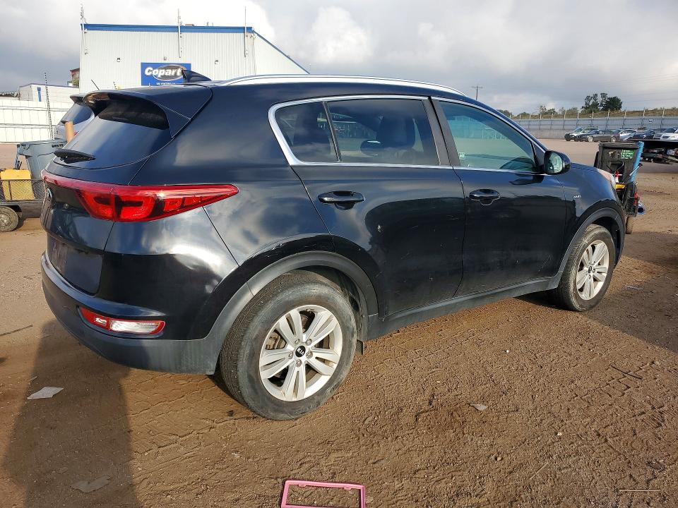 69801776 :رقم المزاد ، KNDPMCAC3H7152774 vin ، 2017 Kia Sportage مزاد بيع