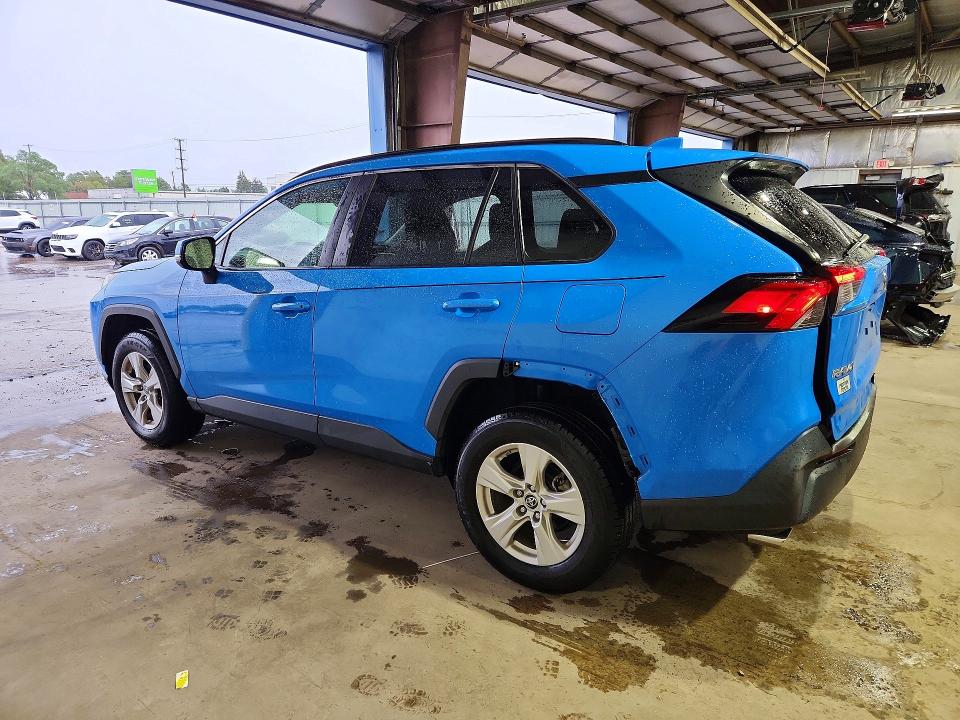 69220336 :رقم المزاد ، JTMP1RFV5KD009940 vin ، 2019 Toyota Rav4 مزاد بيع