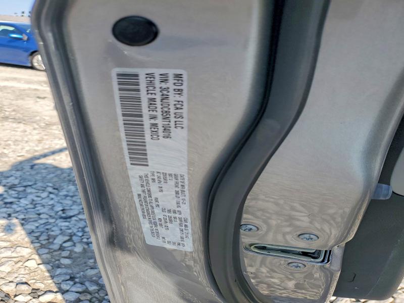 68018466 :رقم المزاد ، 3C4NJDCB5NT104016 vin ، 2022 Jeep Compass مزاد بيع
