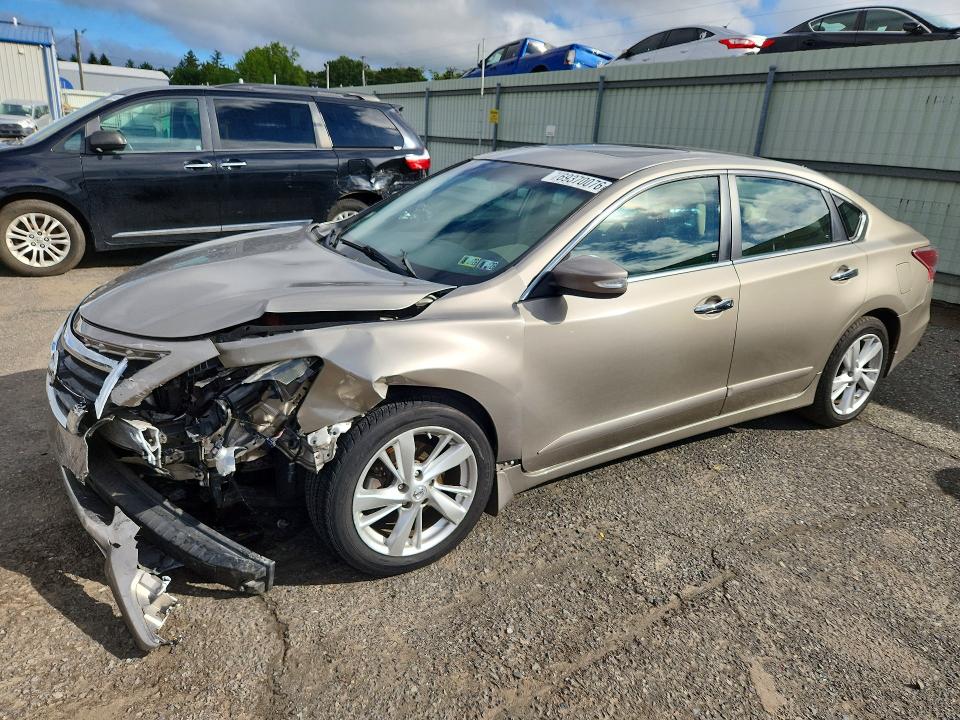 2013 Nissan Altima მანქანა იყიდება აუქციონზე, vin: 1N4AL3AP7DN571573, აუქციონის ნომერი: 69370076