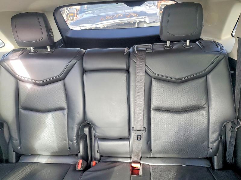 68358136 :رقم المزاد ، 1GYKNFRS7JZ164113 vin ، 2018 Cadillac Xt5 مزاد بيع