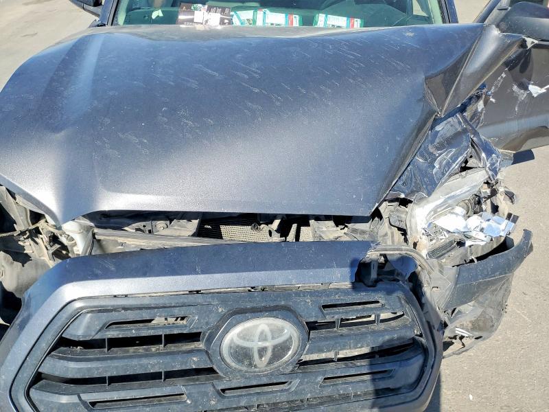 69052376 :رقم المزاد ، 5TFRX5GN4JX112665 vin ، 2018 Toyota Tacoma مزاد بيع