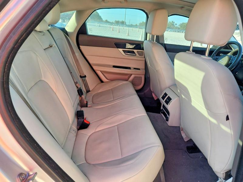 Aukcja sprzedaży 2017 Jaguar Xf, vin: SAJBD4BV3HCY46888, numer aukcji: 69632296