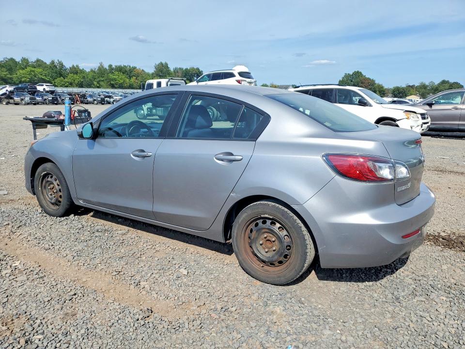 68017946 :رقم المزاد ، JM1BL1UG3C1518633 vin ، 2012 Mazda 3 مزاد بيع