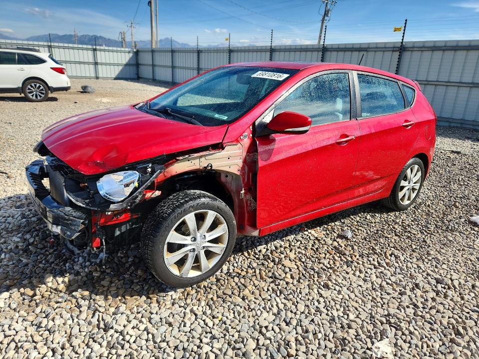 Продаж на аукціоні авто 2013 Hyundai Accent, vin: KMHCU5AE0DU103213, номер лоту: 69810816
