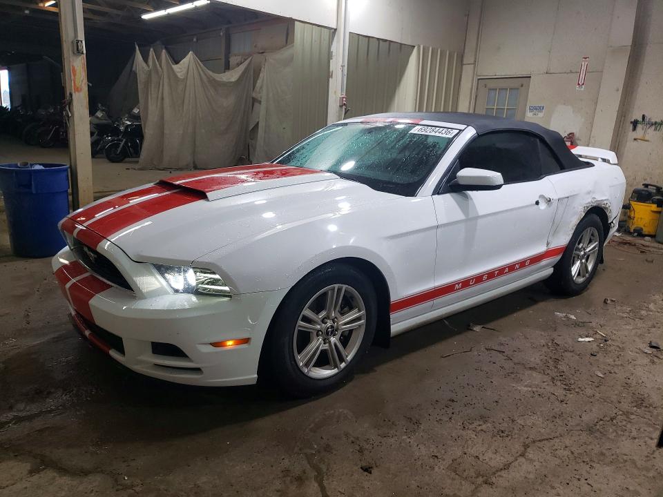69284436 :رقم المزاد ، 1ZVBP8EM6E5289620 vin ، 2014 Ford Mustang مزاد بيع
