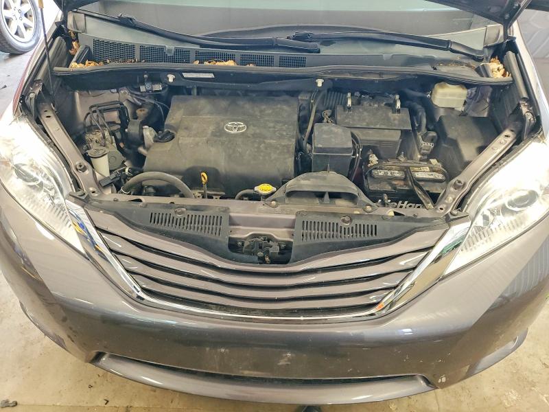 Продажа на аукционе авто 2015 Toyota Sienna, vin: 5TDKK3DC6FS643872, номер лота: 66698626