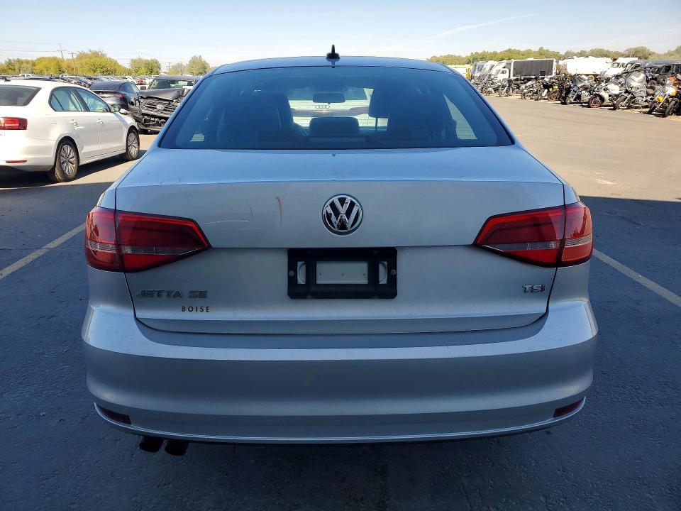 2015 Volkswagen Jetta მანქანა იყიდება აუქციონზე, vin: 3VWD07AJ6FM222451, აუქციონის ნომერი: 69032896