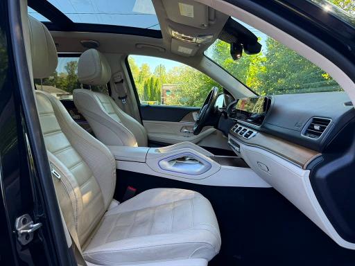 68806426 :رقم المزاد ، 4JGFF8GE5MA518612 vin ، 2021 Mercedes-benz Gls مزاد بيع