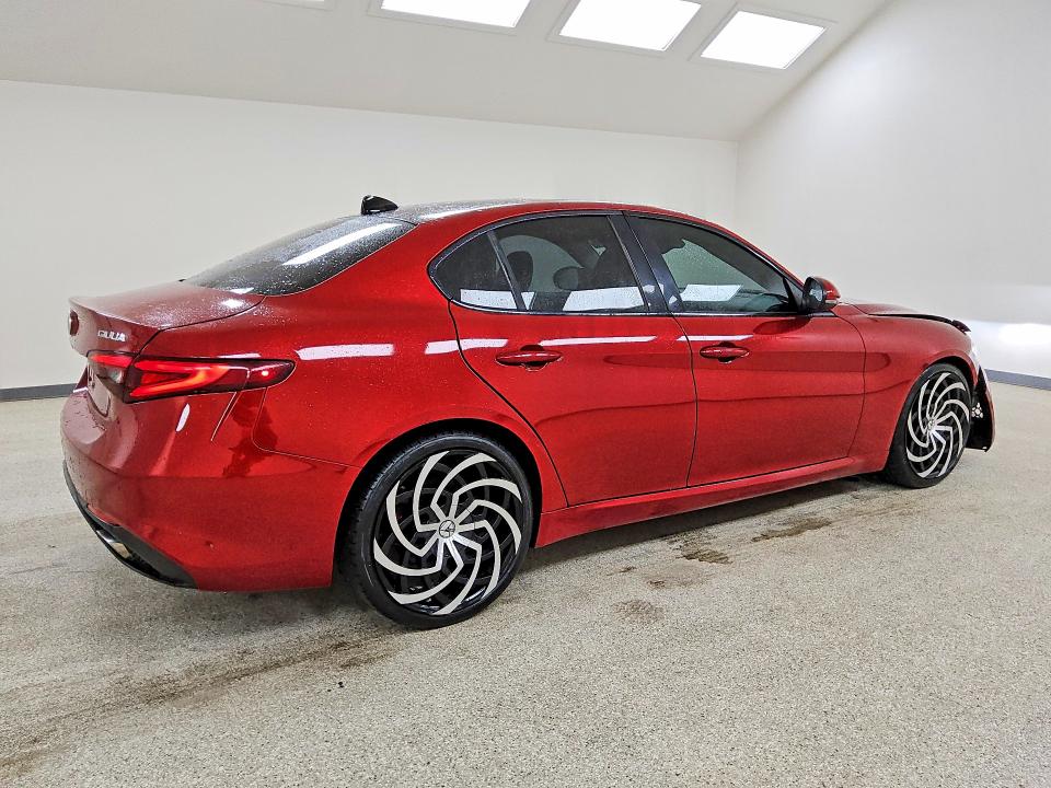 Продаж на аукціоні авто 2017 Alfa Romeo Giulia, vin: ZARFAEEN5H7532717, номер лоту: 70154576