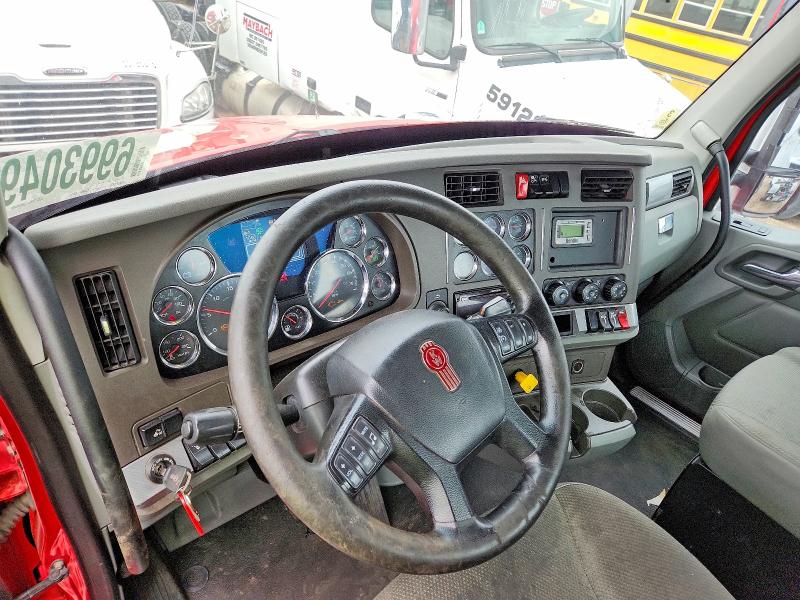 Продажа на аукционе авто 2019 Kenworth T680, vin: 1XKYDP9X1KJ233144, номер лота: 69930496