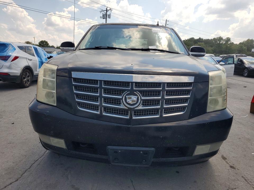 2007 Cadillac Escalade მანქანა იყიდება აუქციონზე, vin: 3GYFK62847G184207, აუქციონის ნომერი: 67433396