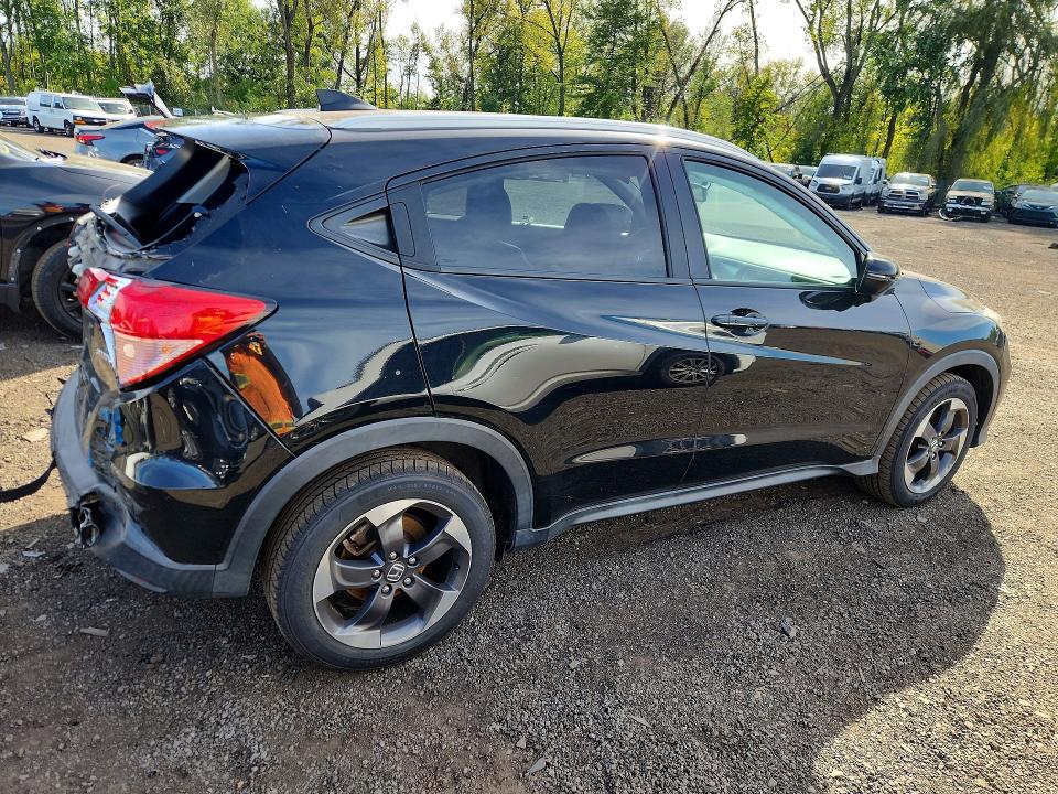 Продажа на аукционе авто 2018 Honda Hr-v, vin: 3CZRU6H70JM701081, номер лота: 70239936