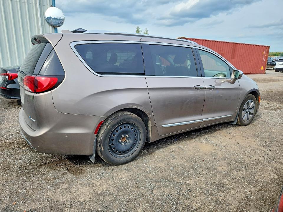 Продажа на аукционе авто 2018 Chrysler Pacifica, vin: 2C4RC1N74JR152560, номер лота: 67306206
