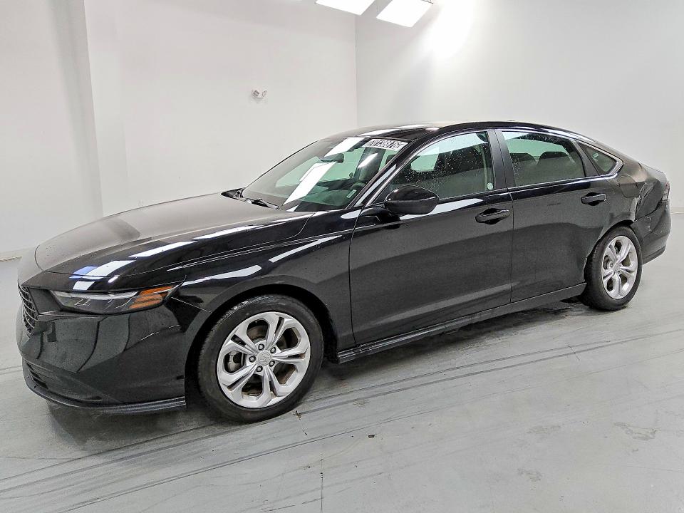 Продажа на аукционе авто 2025 Honda Accord, vin: 1HGCY1F27SA082926, номер лота: 70138876