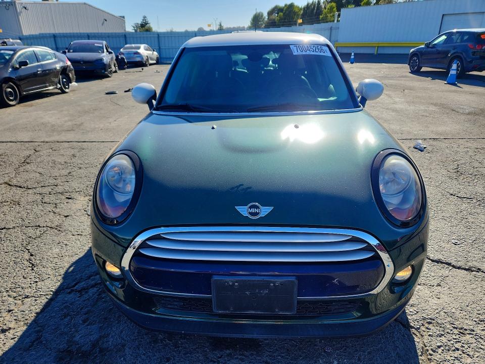 70045266 :رقم المزاد ، WMWXS5C59FT829182 vin ، 2015 Mini Cooper مزاد بيع