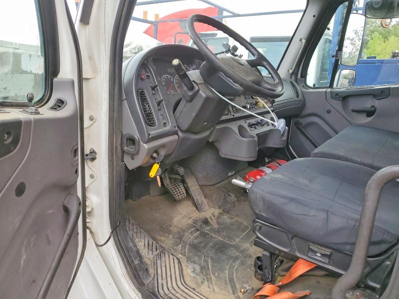 Продажа на аукционе авто 2015 Frht - Freightliner M2, vin: 1FVHCYCY7FHGS1313, номер лота: 66905606