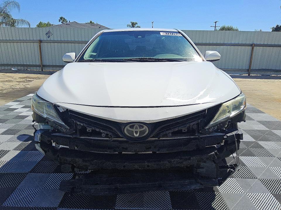 2019 Toyota Camry მანქანა იყიდება აუქციონზე, vin: 4T1B11HK3KU263107, აუქციონის ნომერი: 67377836