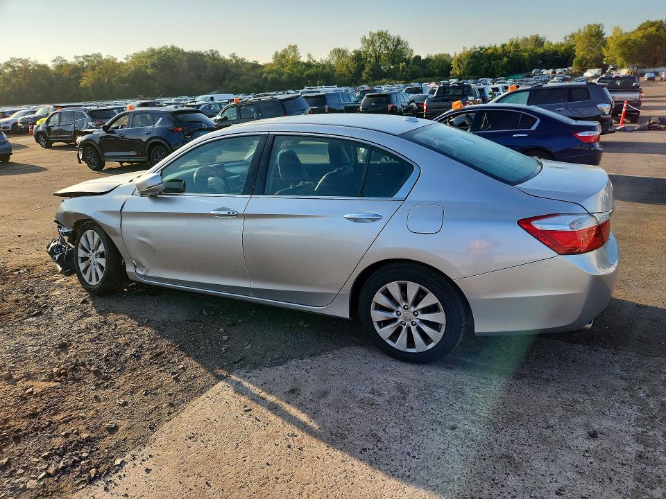 Продажа на аукционе авто 2015 Honda Accord, vin: 1HGCR3F84FA002405, номер лота: 69107896