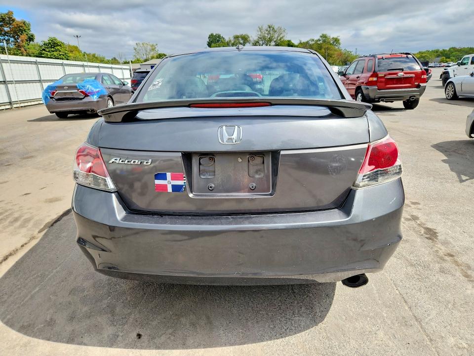 69436636 :رقم المزاد ، 1HGCP26828A133058 vin ، 2008 Honda Accord مزاد بيع
