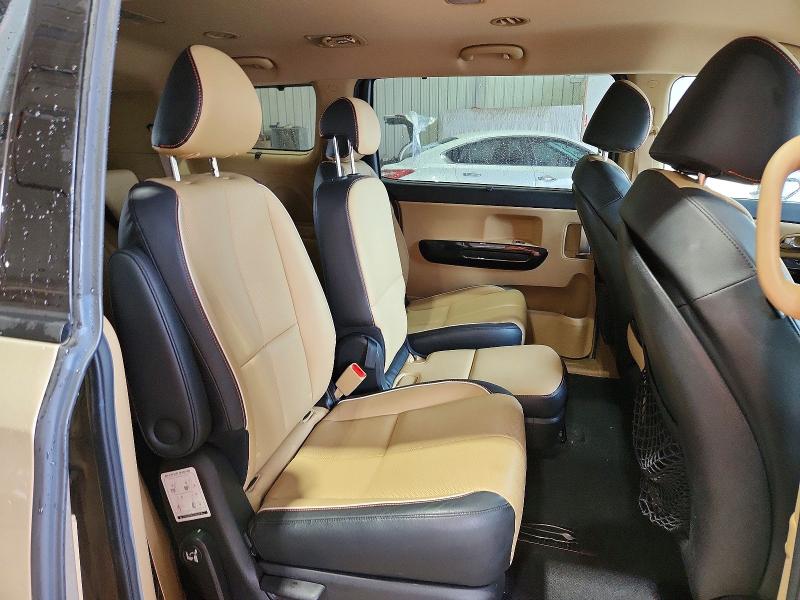 2015 Kia Sedona მანქანა იყიდება აუქციონზე, vin: KNDMC5C18F6019640, აუქციონის ნომერი: 67126696