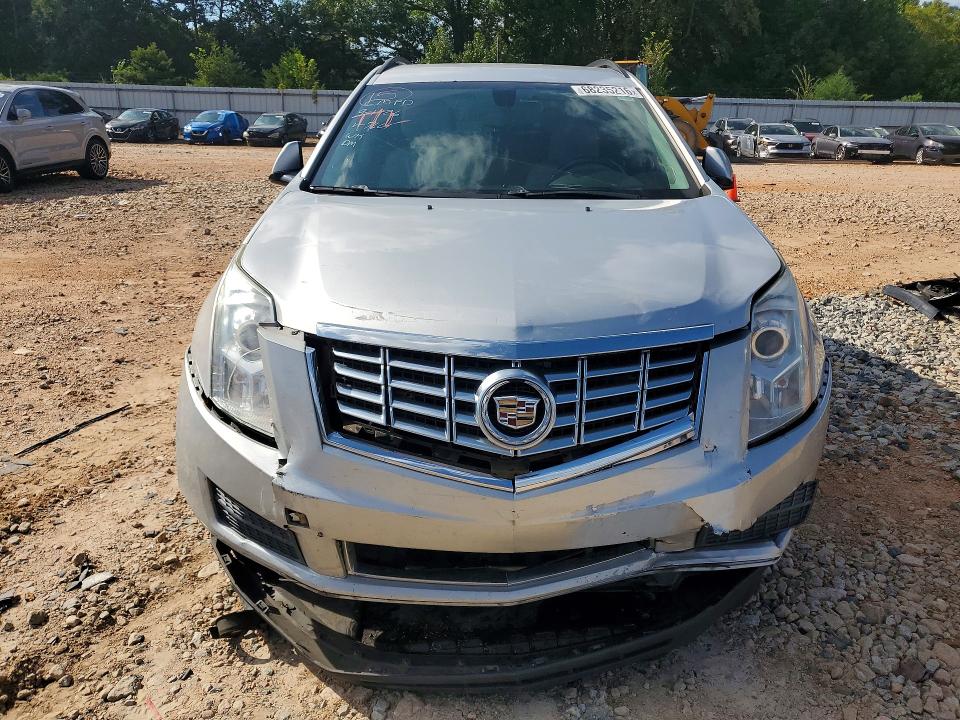 68235216 :رقم المزاد ، 3GYFNAE34FS542671 vin ، 2015 Cadillac Srx مزاد بيع