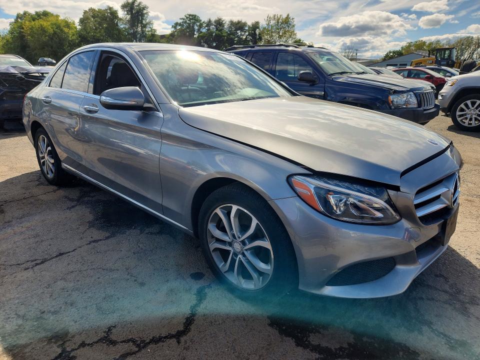 Продаж на аукціоні авто 2015 Mercedes-benz C, vin: 55SWF4KBXFU044207, номер лоту: 69493646