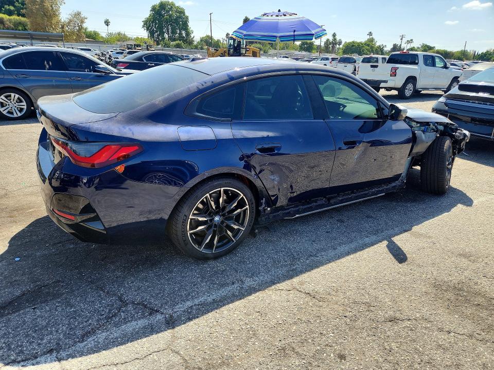 68265086 :رقم المزاد ، WBY33AW02NFM62368 vin ، 2022 Bmw I4 مزاد بيع