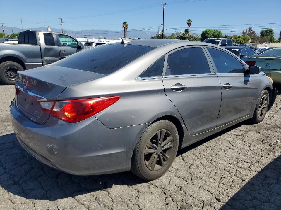 68048406 :رقم المزاد ، 5NPEB4AC9DH530413 vin ، 2013 Hyundai Sonata مزاد بيع