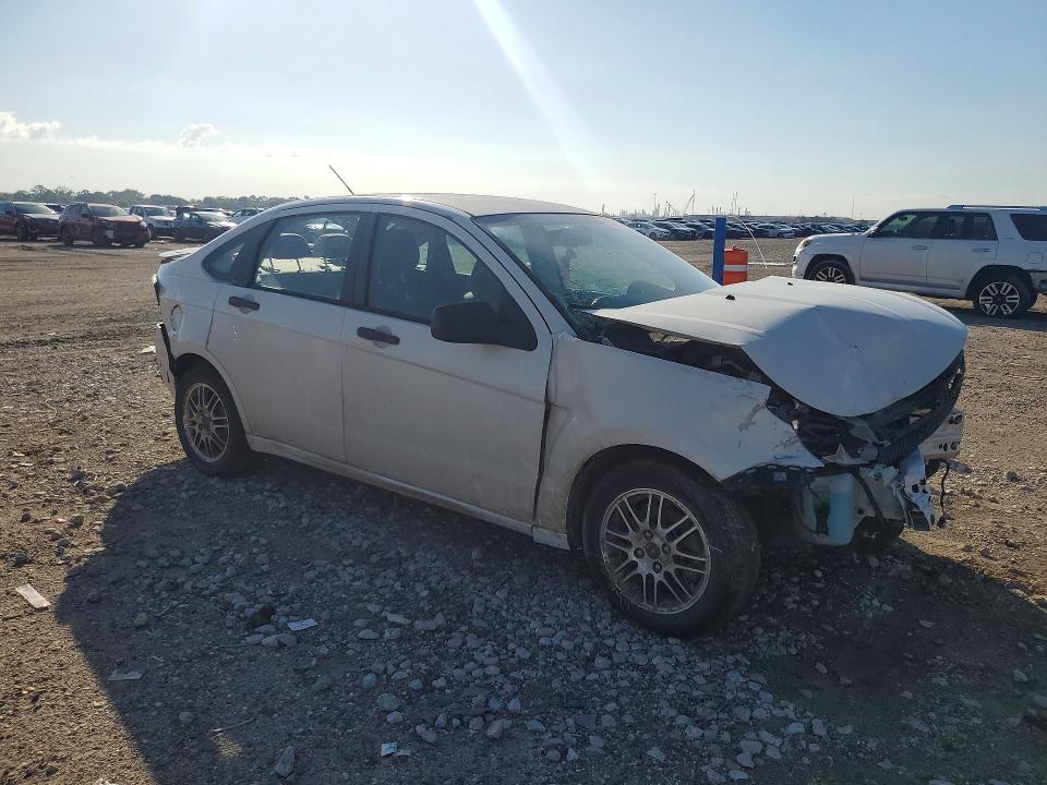 2011 Ford Focus მანქანა იყიდება აუქციონზე, vin: 1FAHP3FN2BW130399, აუქციონის ნომერი: 69502136