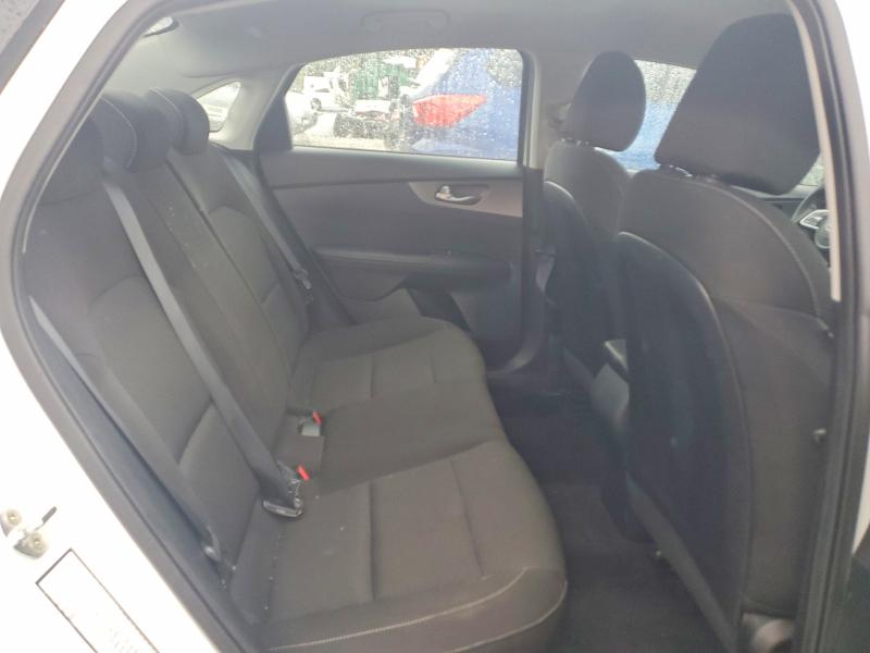 66270646 :رقم المزاد ، 3KPF24AD2LE181028 vin ، 2020 Kia Forte مزاد بيع